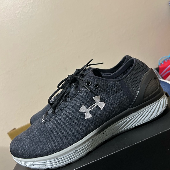 UNDER ARMOUR CHARGED BANDIT 3'STEALTH GREY SIZE 12 4E Wide Brand New - Picture 7 of 8